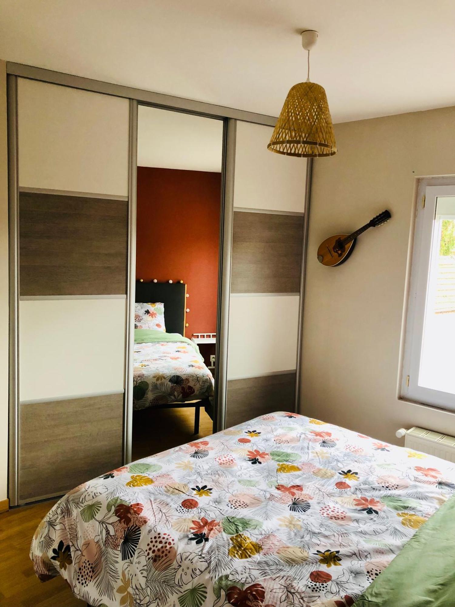 Logement Centre D'epernay Avec Parking Privé *